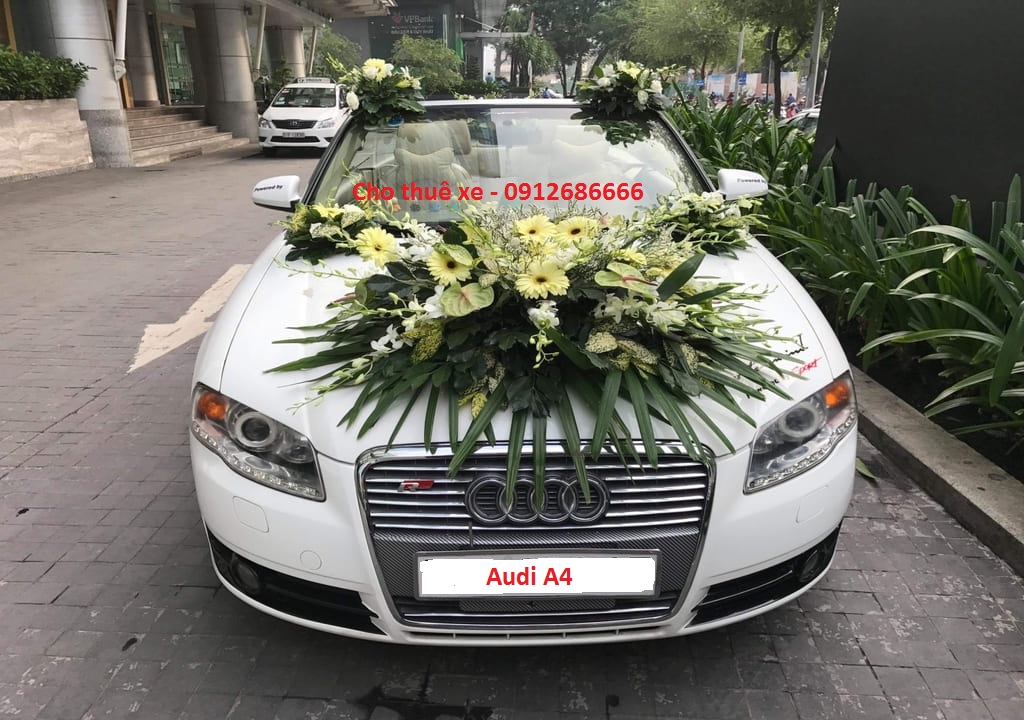 Cho Thuê Xe Hoa Audi Mui Trần